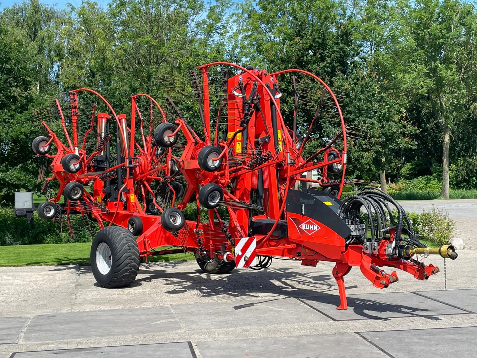 Kuhn GA 13131 Zwadhark 13 meter 4 rotorhark Zwiller Schwader