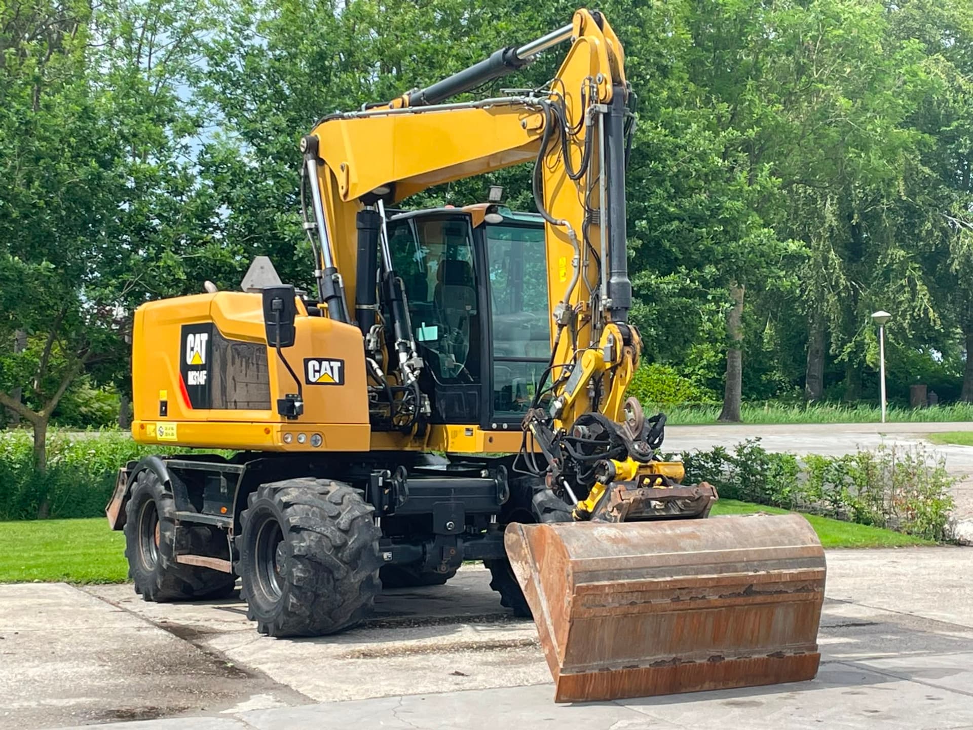 Caterpillar M314F mobiele kraan